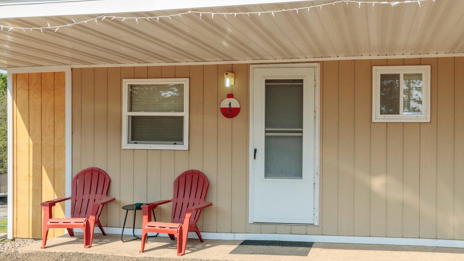 Bobber’s Hideaway Motel Room 1