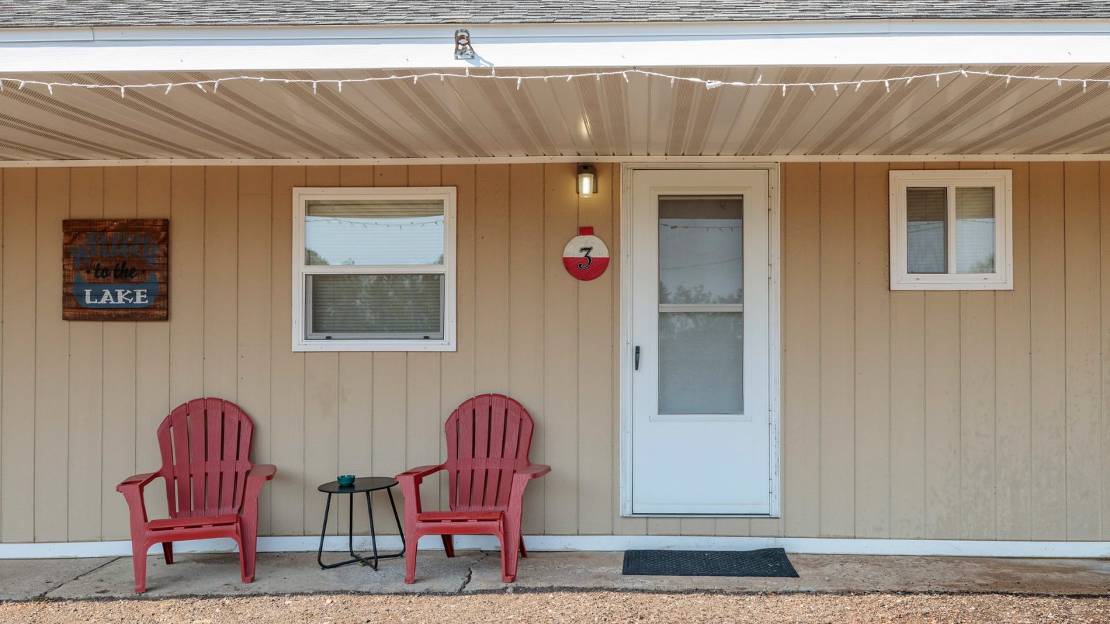 Bobber’s Hideaway Motel Room 3